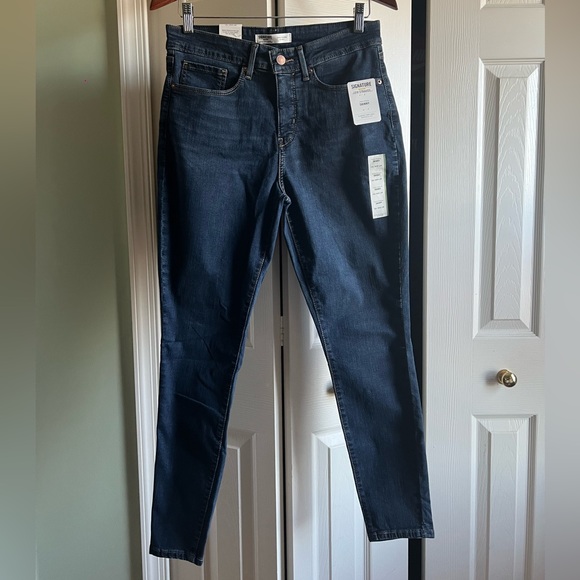 SIGNATURE GOLD LEVI STRAUS SKINNY SHAPING JEAN - Picture 5 of 8